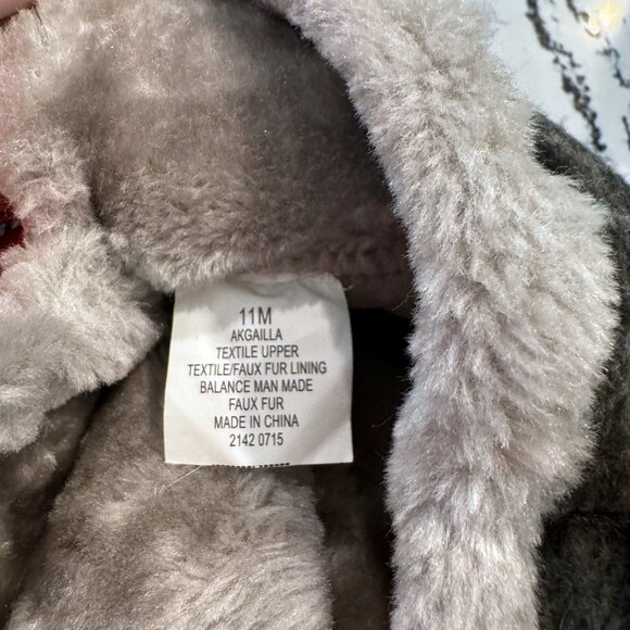 Anne Klein Sport Gailla Snow Boot Black with Gray Tartan and Red Accents Size 11 - Picture 5 of 6